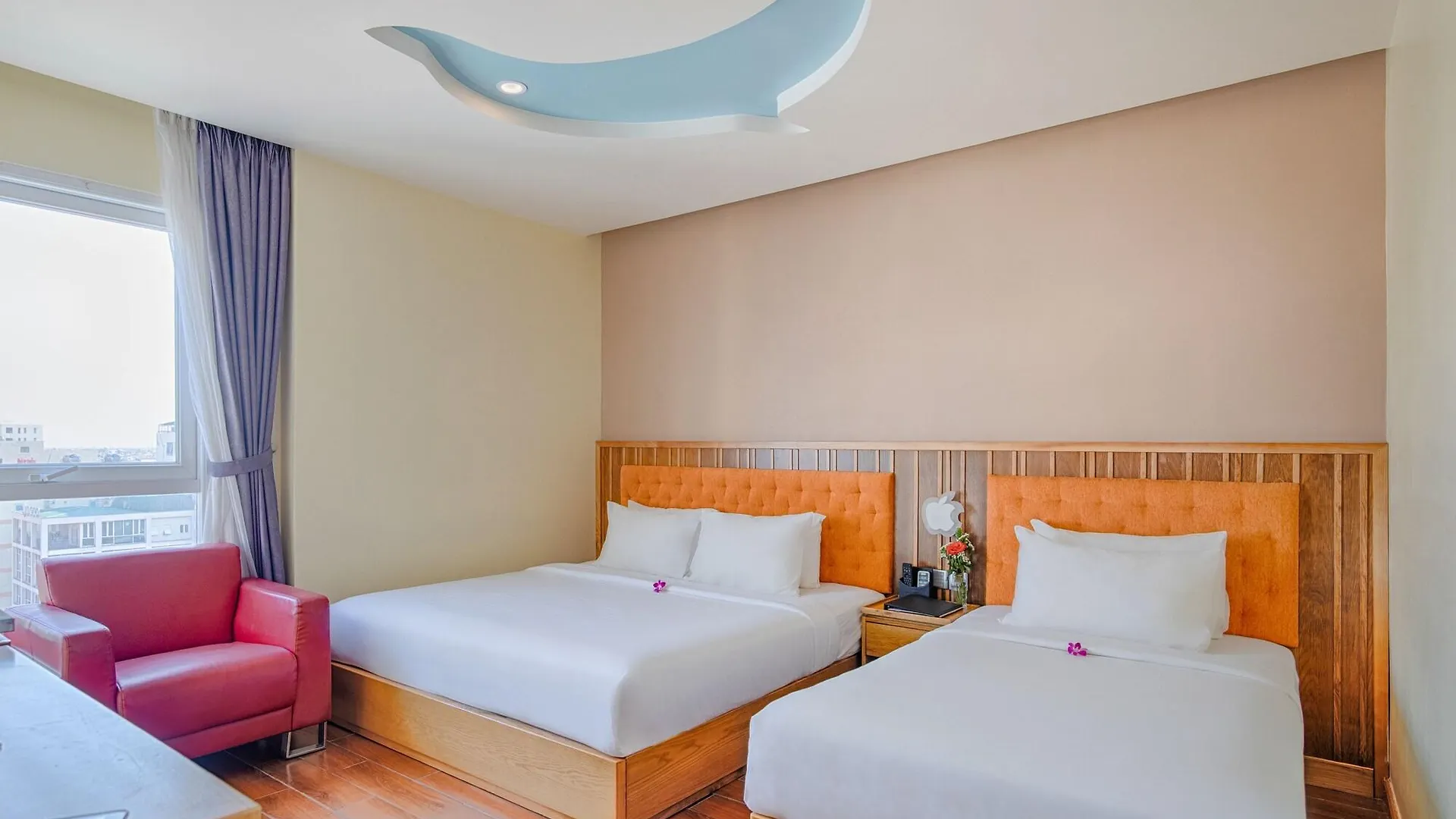 Sea Queen Hotel Дананг
