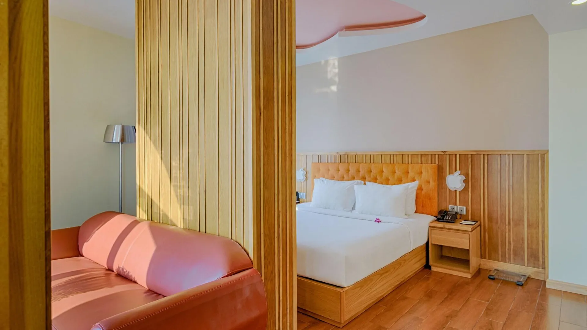 Sea Queen Hotel Дананг