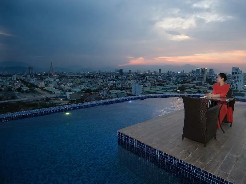 Sea Queen Hotel Đà Nẵng